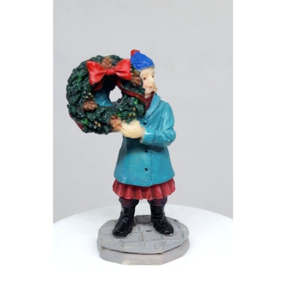 Rare Vintage Lemax Lady Holding Christmas Reef In Snow Figurine Shelf Sitter - Picture 2 of 12